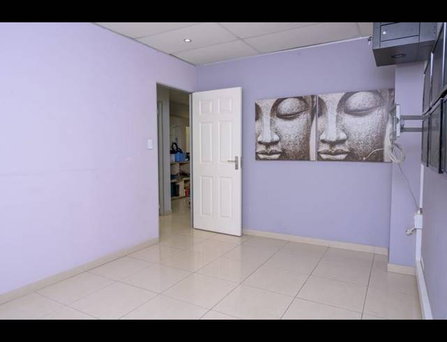 OFFICE FOR SALE IN MOUNT EDGECOMBE